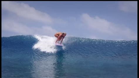 naked surfing